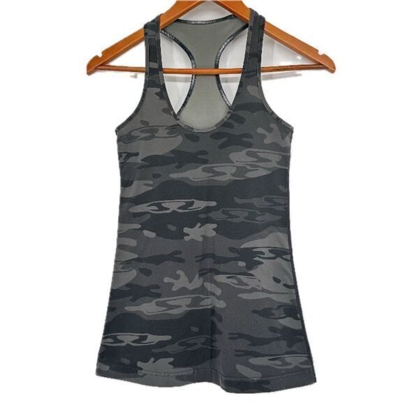 Lululemon Cool Racerback - Hidden‎ Logo's No Size Tag - Picture 1 of 6